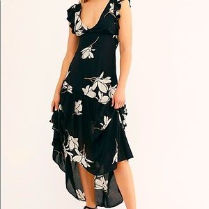 Free People She’s a Waterfall Maxi / Black Combo